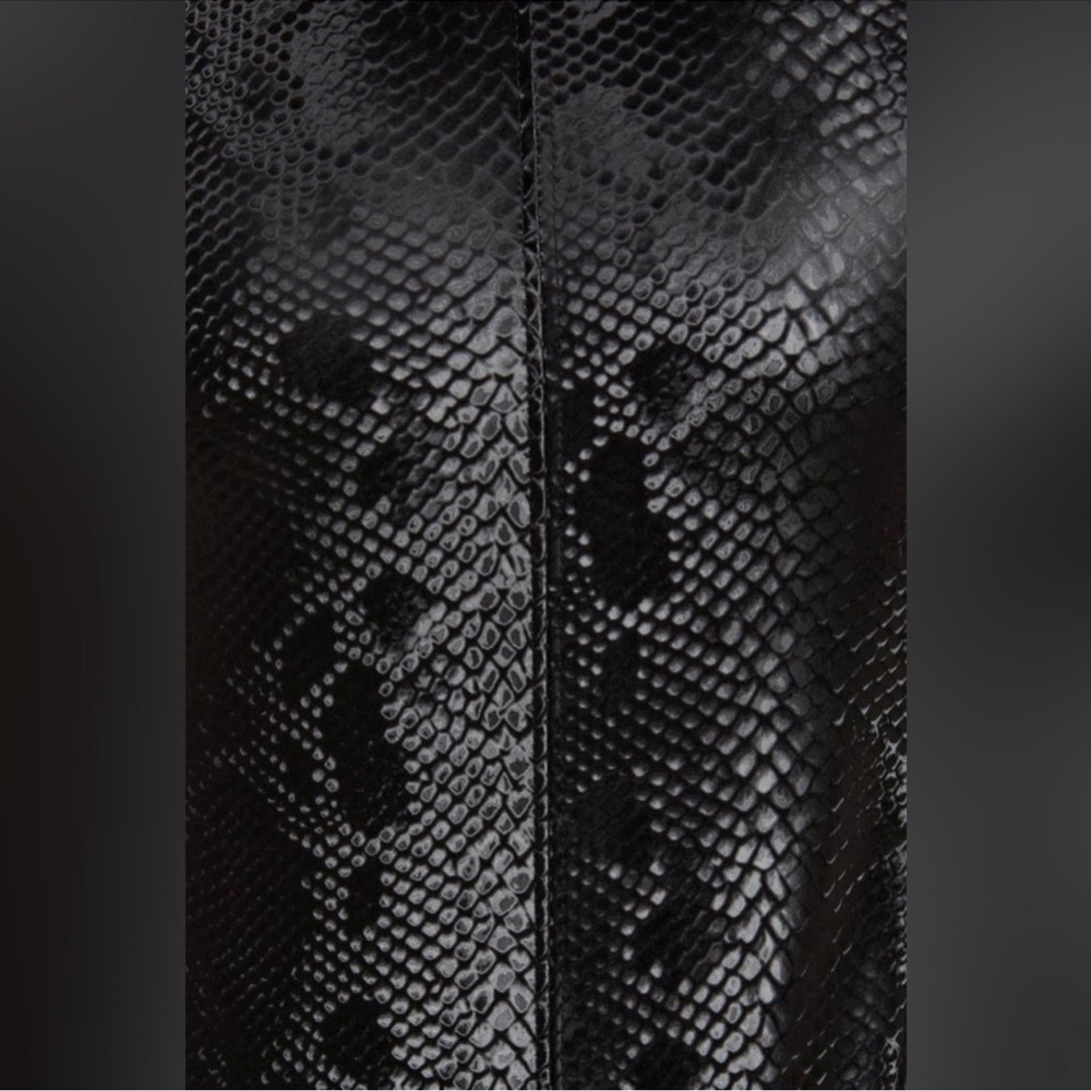 Good American Black Snakeskin Bodysuit - Picture 3 of 5